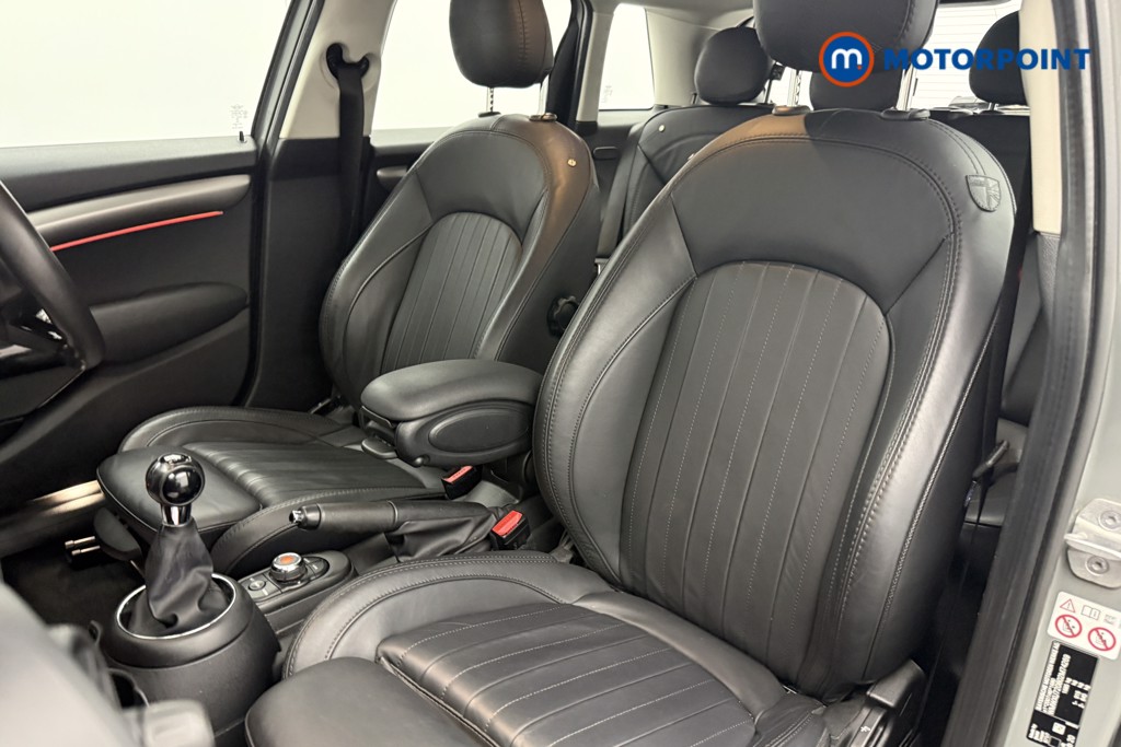 Mini Hatchback Cooper Exclusive Manual Petrol Hatchback - Stock Number (1657580) - 3rd supplementary image