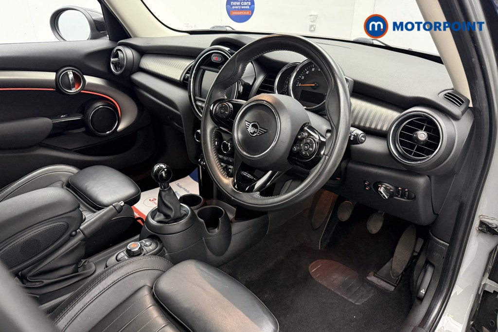 Mini Hatchback Cooper Exclusive Manual Petrol Hatchback - Stock Number (1657580) - 7th supplementary image