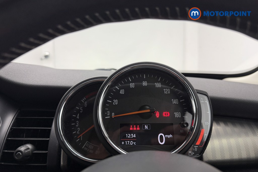Mini Hatchback Cooper Exclusive Manual Petrol Hatchback - Stock Number (1657580) - 11th supplementary image