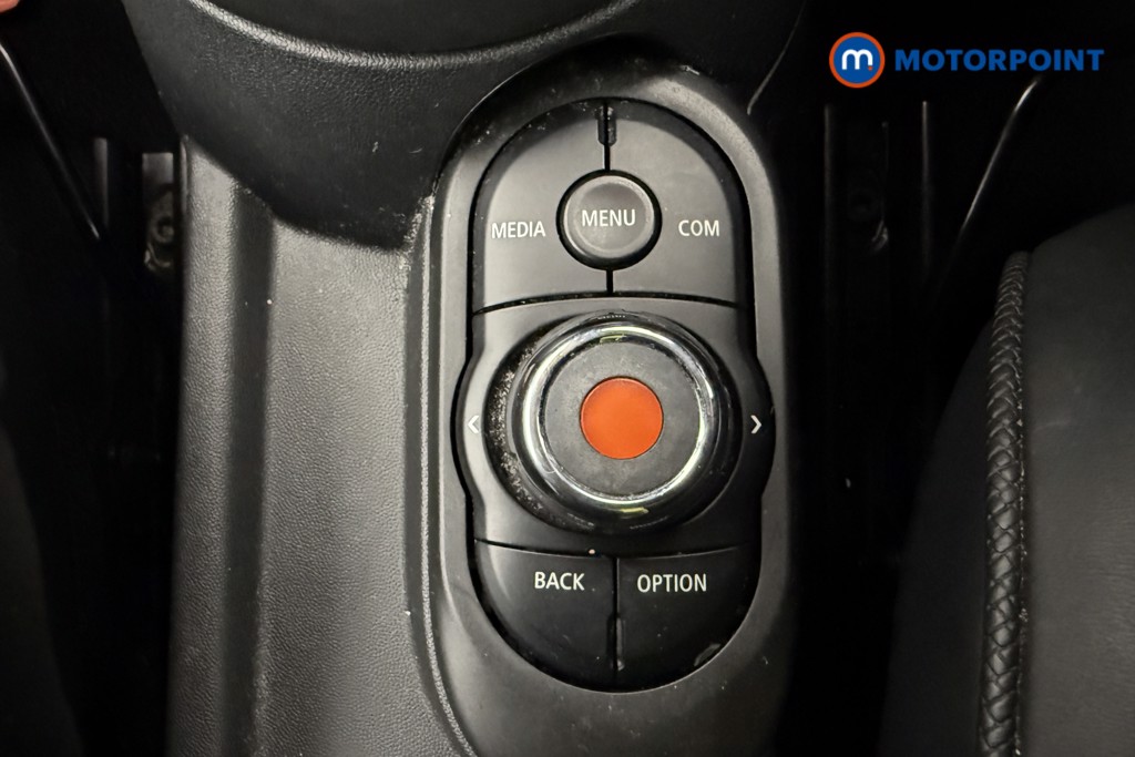 Mini Hatchback Cooper Exclusive Manual Petrol Hatchback - Stock Number (1657580) - 17th supplementary image