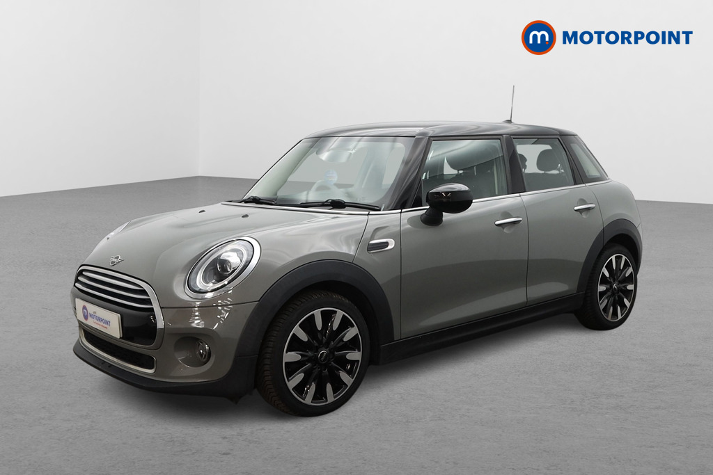 Mini Hatchback Cooper Exclusive Manual Petrol Hatchback - Stock Number (1657580) - Passenger side front corner