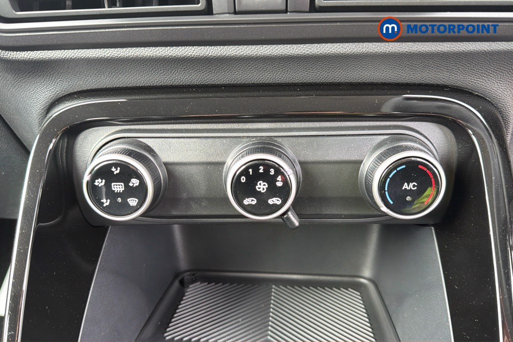 Citroen C3 Plus Automatic Electric Hatchback - Stock Number (1661400) - 12th supplementary image