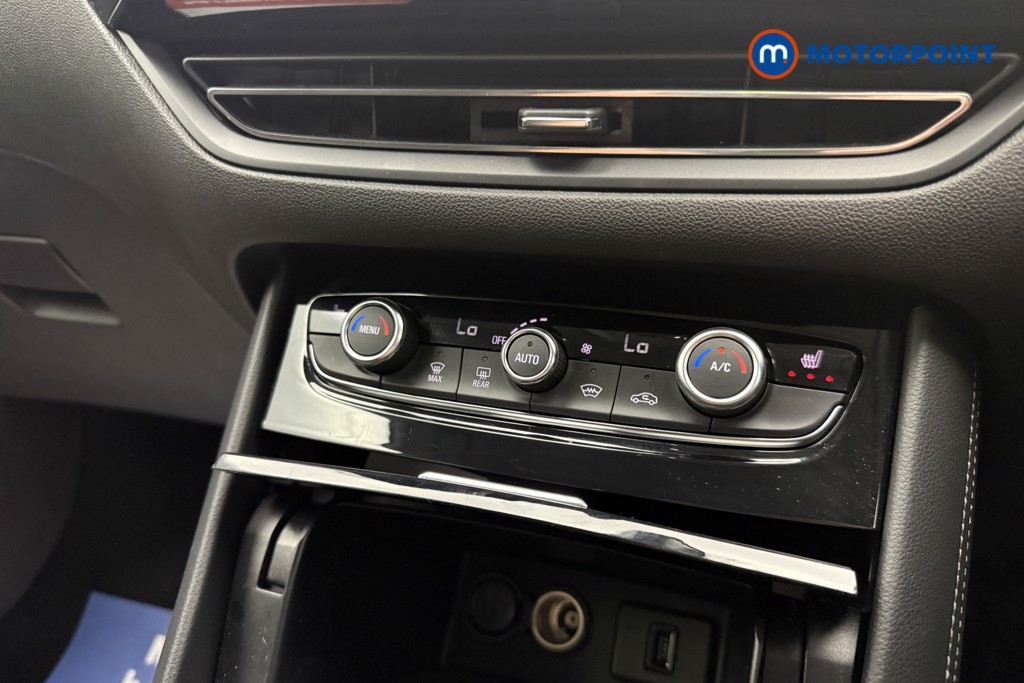 Vauxhall Grandland Ultimate Automatic Petrol Plug-In Hybrid SUV - Stock Number (1661858) - 14th supplementary image
