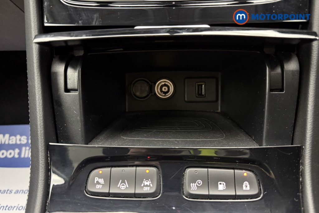 Vauxhall Grandland Ultimate Automatic Petrol Plug-In Hybrid SUV - Stock Number (1661858) - 15th supplementary image