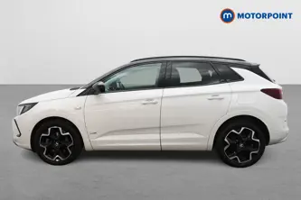 Vauxhall Grandland Ultimate Automatic Petrol Plug-In Hybrid SUV - Stock Number (1661858) - Passenger side
