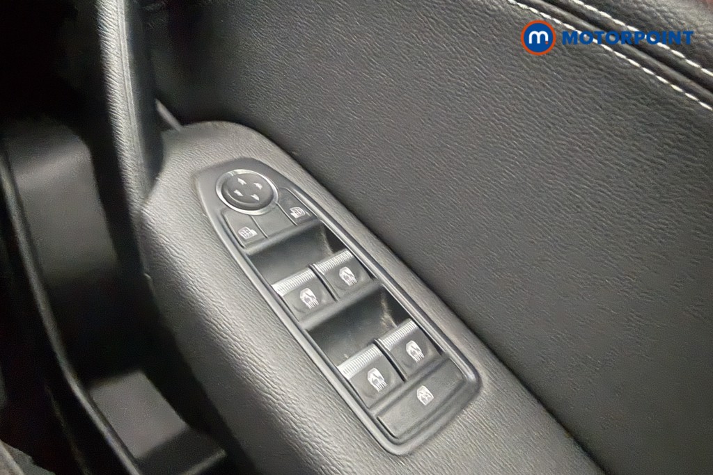 Renault Captur Techno Automatic Petrol-Electric Hybrid SUV - Stock Number (1663345) - 17th supplementary image