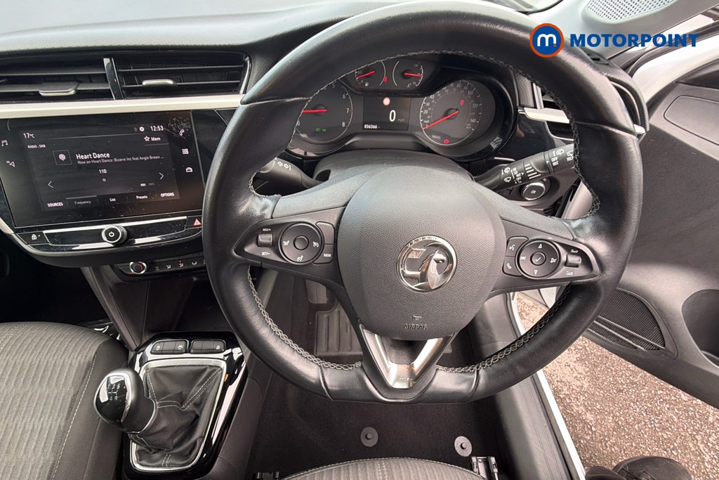 Vauxhall Corsa SE Manual Petrol Hatchback - Stock Number (1664714) - 4th supplementary image