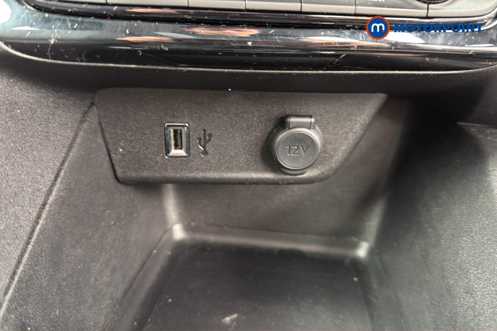 Vauxhall Corsa SE Manual Petrol Hatchback - Stock Number (1664714) - 12th supplementary image