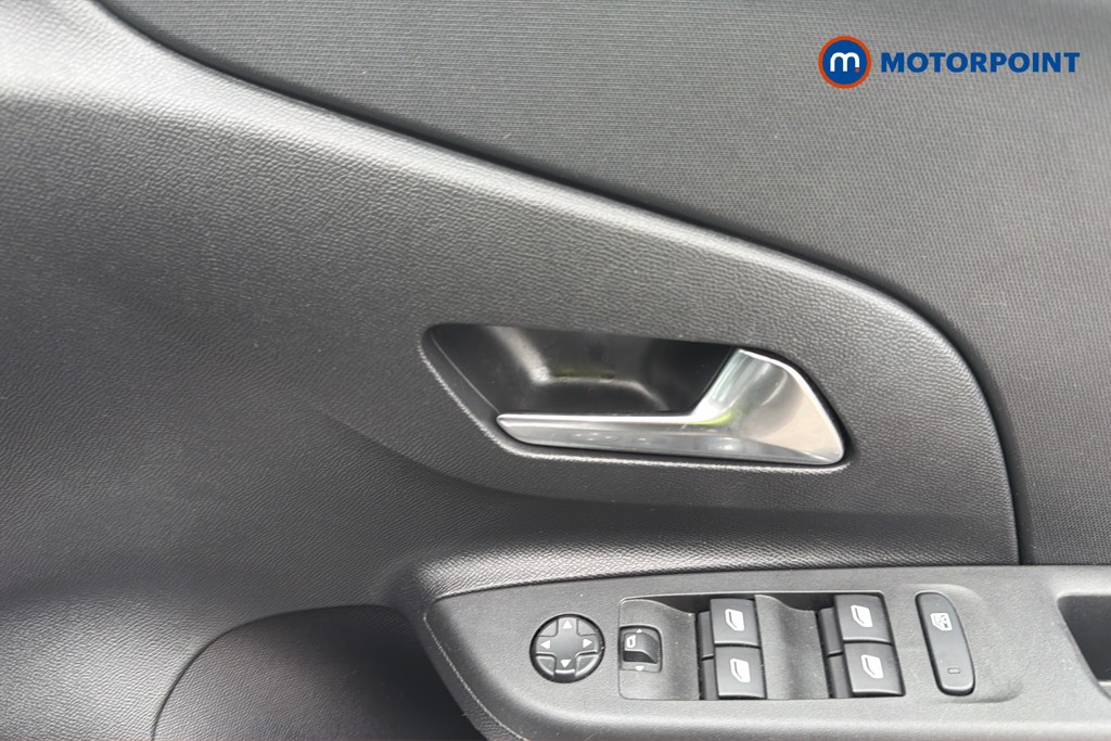 Vauxhall Corsa Design Manual Petrol Hatchback - Stock Number (1665404) - 2nd supplementary image
