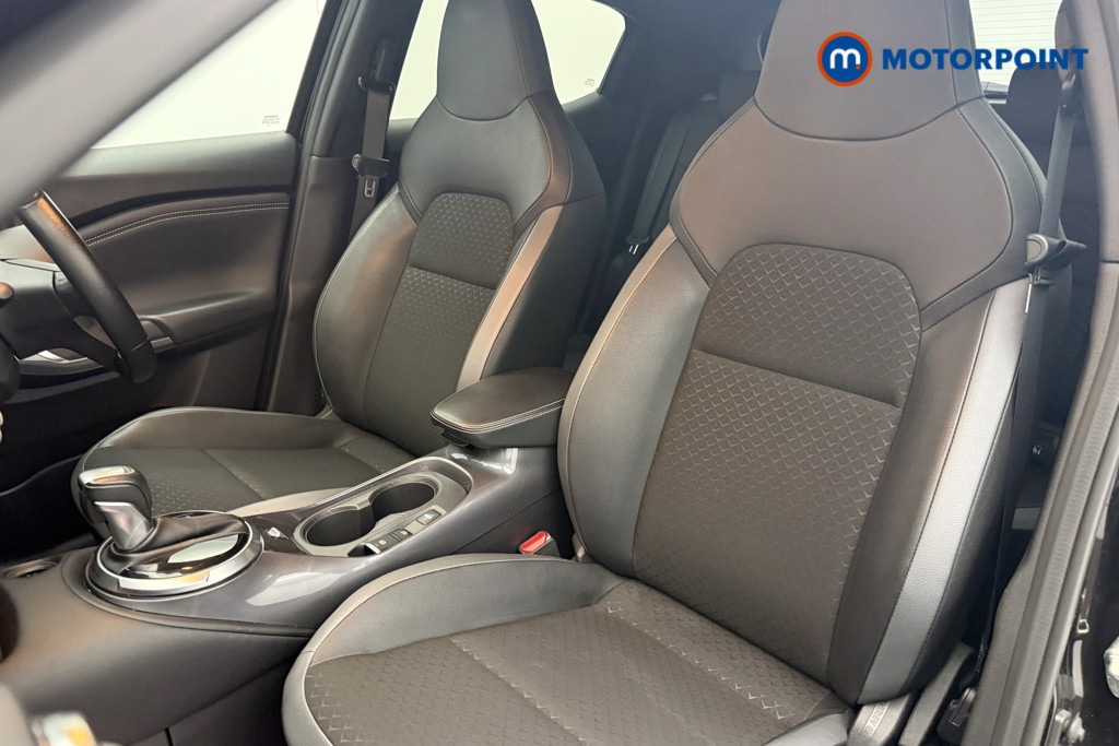 Nissan Juke N-Connecta Automatic Petrol-Electric Hybrid SUV - Stock Number (1666950) - 3rd supplementary image