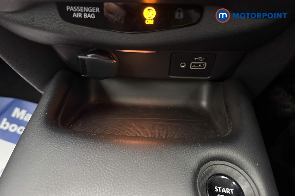Nissan Juke N-Connecta Automatic Petrol-Electric Hybrid SUV - Stock Number (1666950) - 15th supplementary image