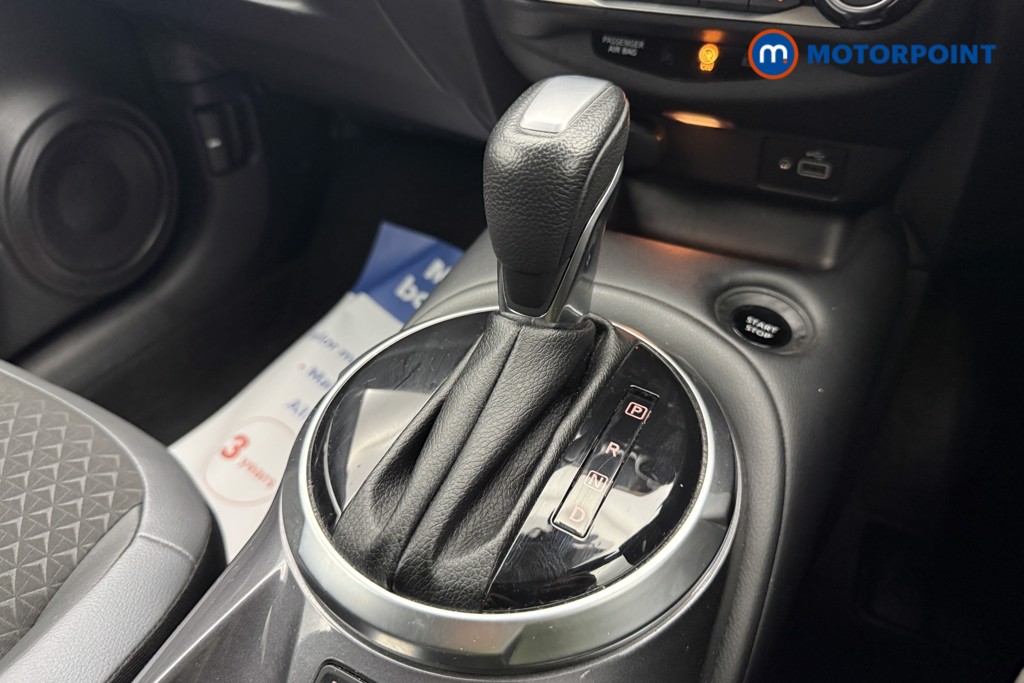 Nissan Juke N-Connecta Automatic Petrol-Electric Hybrid SUV - Stock Number (1666950) - 16th supplementary image