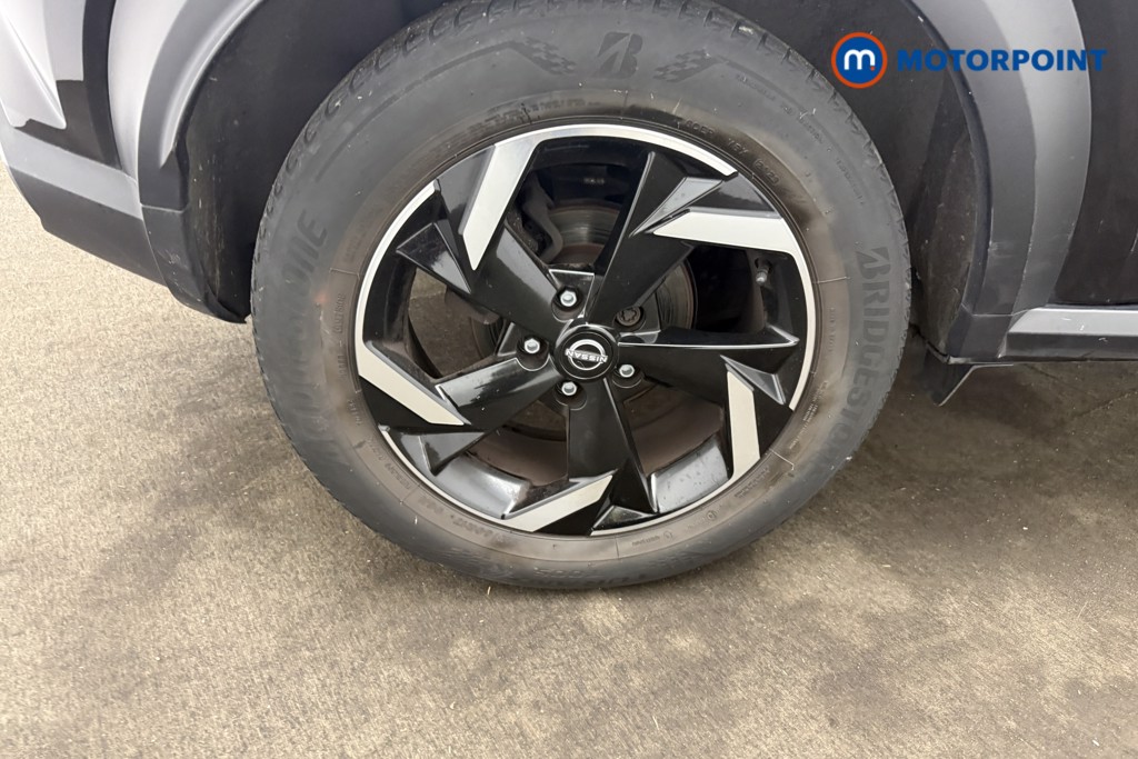 Nissan Juke N-Connecta Automatic Petrol-Electric Hybrid SUV - Stock Number (1666950) - 26th supplementary image