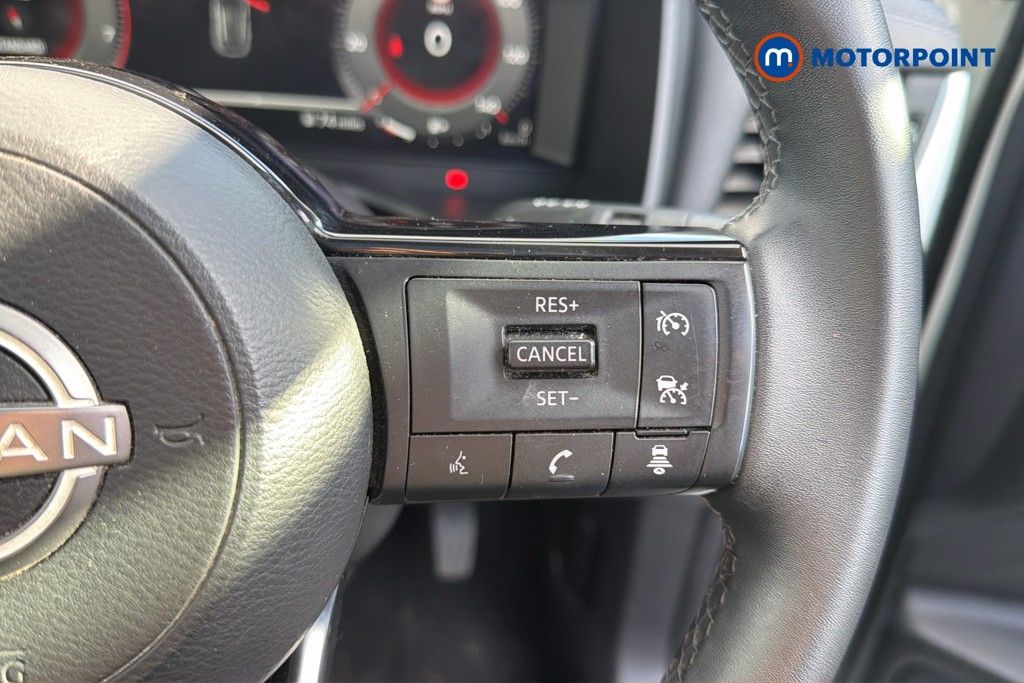 Nissan Qashqai N-Connecta Manual Petrol SUV - Stock Number (1667098) - 8th supplementary image