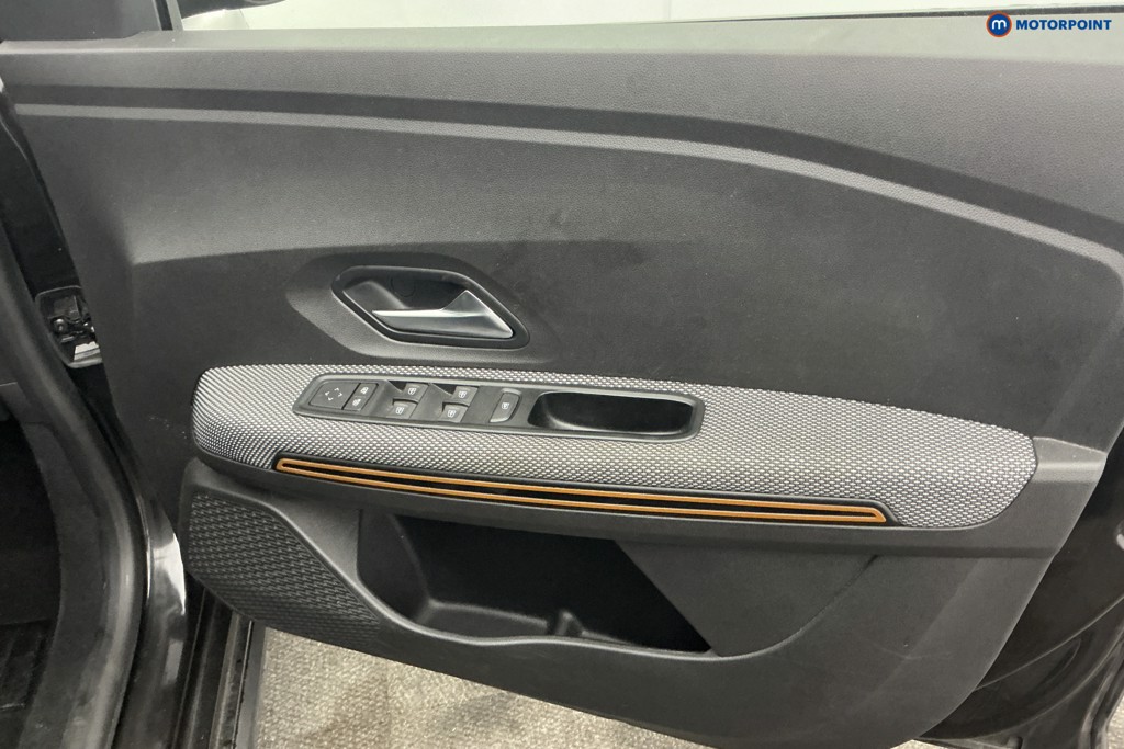 Dacia Sandero Stepway Prestige Manual Petrol Hatchback - Stock Number (1669404) - 26th supplementary image