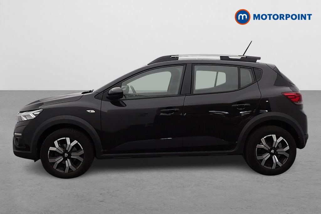 Dacia Sandero Stepway Prestige Manual Petrol Hatchback - Stock Number (1669404) - Passenger side