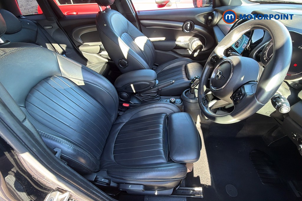 Mini Hatchback Cooper Exclusive Automatic Petrol Hatchback - Stock Number (1669726) - 18th supplementary image