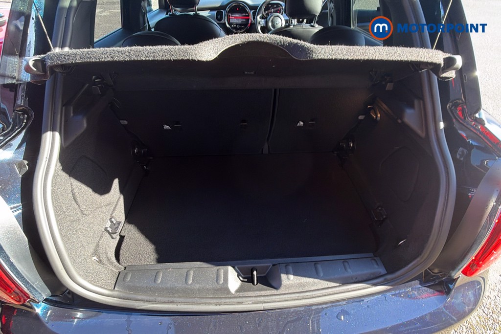 Mini Hatchback Cooper Exclusive Automatic Petrol Hatchback - Stock Number (1669726) - 21st supplementary image