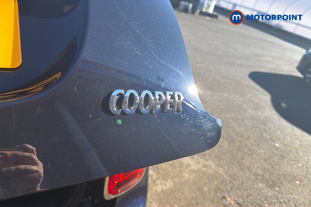 Mini Hatchback Cooper Exclusive Automatic Petrol Hatchback - Stock Number (1669726) - 25th supplementary image