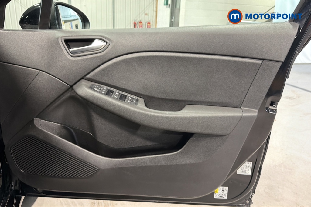 Renault Clio Evolution Manual Petrol Hatchback - Stock Number (1670188) - 18th supplementary image