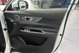 Chery Tiggo 8 Summit Automatic Petrol Plug-In Hybrid SUV - Stock Number (1672156) - 18th supplementary image