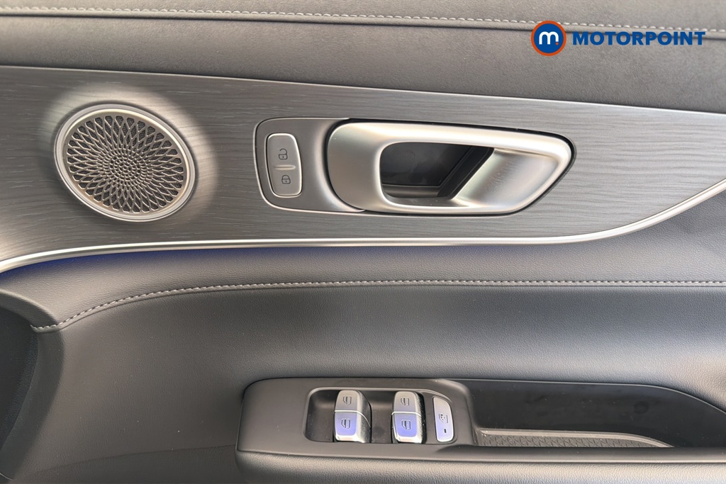 Chery Tiggo 8 Summit Automatic Petrol Plug-In Hybrid SUV - Stock Number (1674139) - 19th supplementary image
