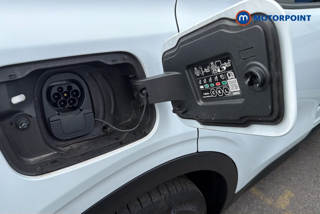 Ford Explorer Premium Automatic Electric SUV - Stock Number (1674172) - 26th supplementary image