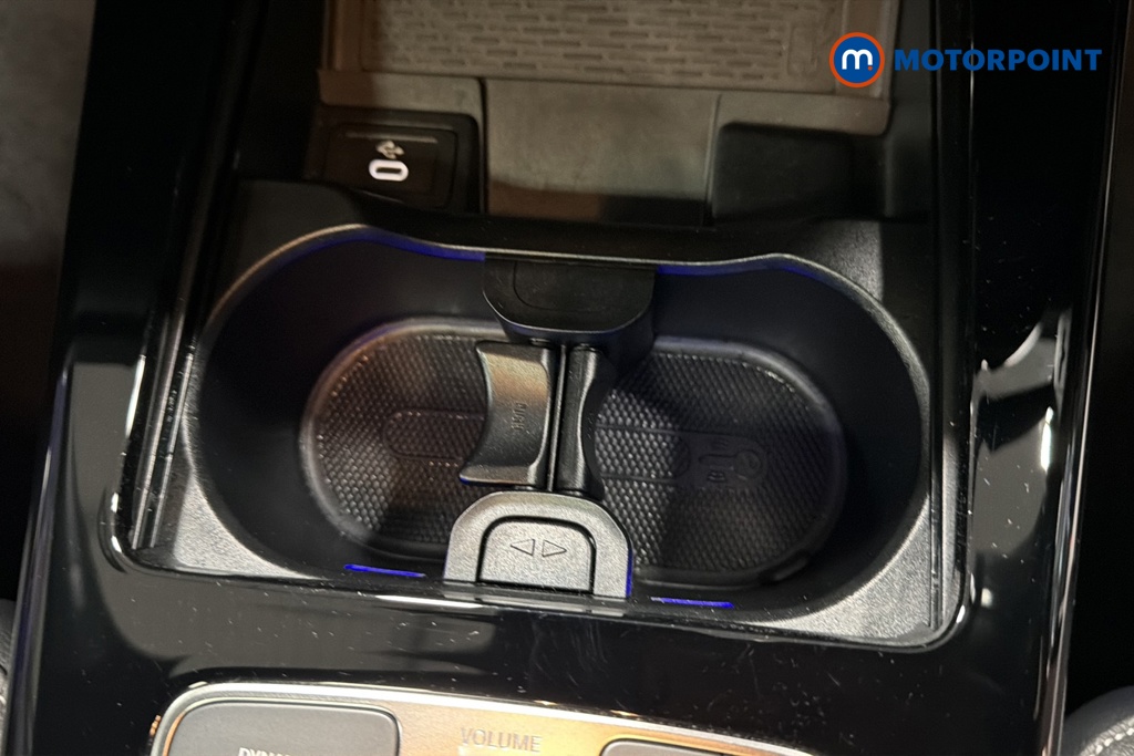 Mercedes-Benz A Class Amg Line Automatic Petrol Hatchback - Stock Number (1674327) - 16th supplementary image