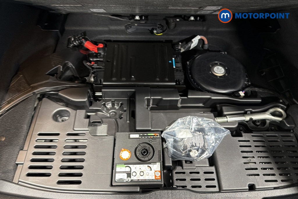 Mercedes-Benz A Class Amg Line Automatic Petrol Hatchback - Stock Number (1674327) - 33rd supplementary image