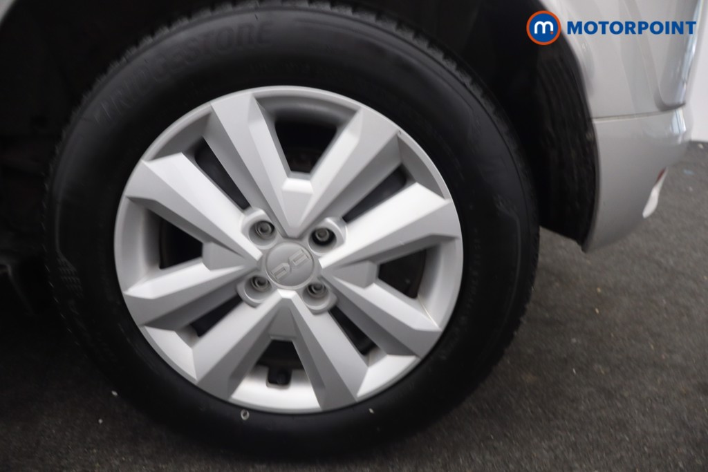 Dacia Sandero Expression Manual Petrol Hatchback - Stock Number (1674525) - 24th supplementary image