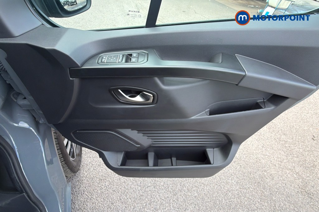 Renault Trafic Extra Sport Manual Diesel Panel Van - Stock Number (1674854) - 1st supplementary image