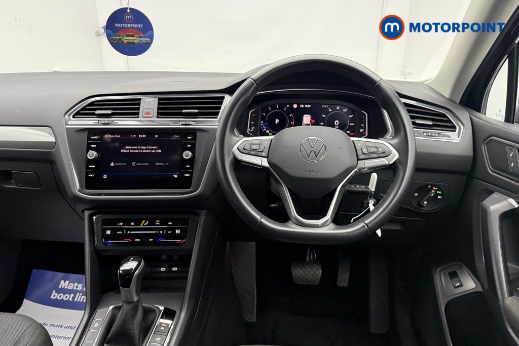 Volkswagen Tiguan Allspace Life Automatic Petrol SUV - Stock Number (1675013) - 2nd supplementary image