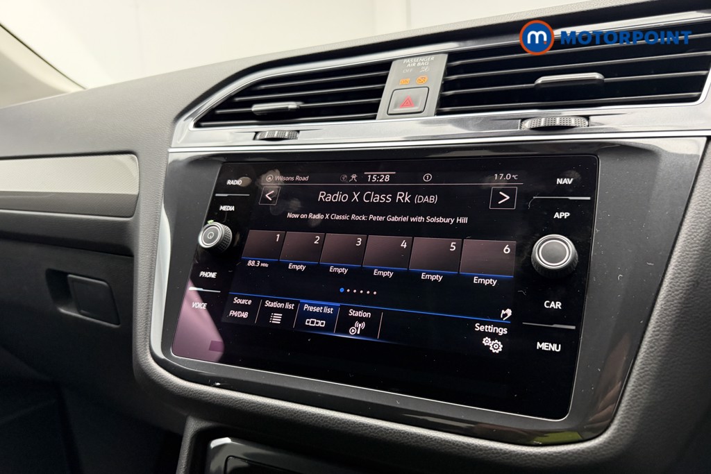 Volkswagen Tiguan Allspace Life Automatic Petrol SUV - Stock Number (1675013) - 11th supplementary image
