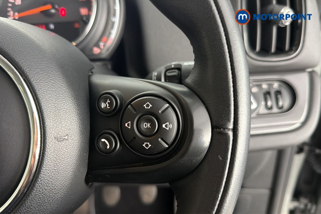 Mini Countryman Cooper Classic Manual Petrol SUV - Stock Number (1675390) - 3rd supplementary image