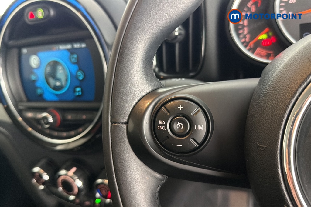 Mini Countryman Cooper Classic Manual Petrol SUV - Stock Number (1675390) - 4th supplementary image