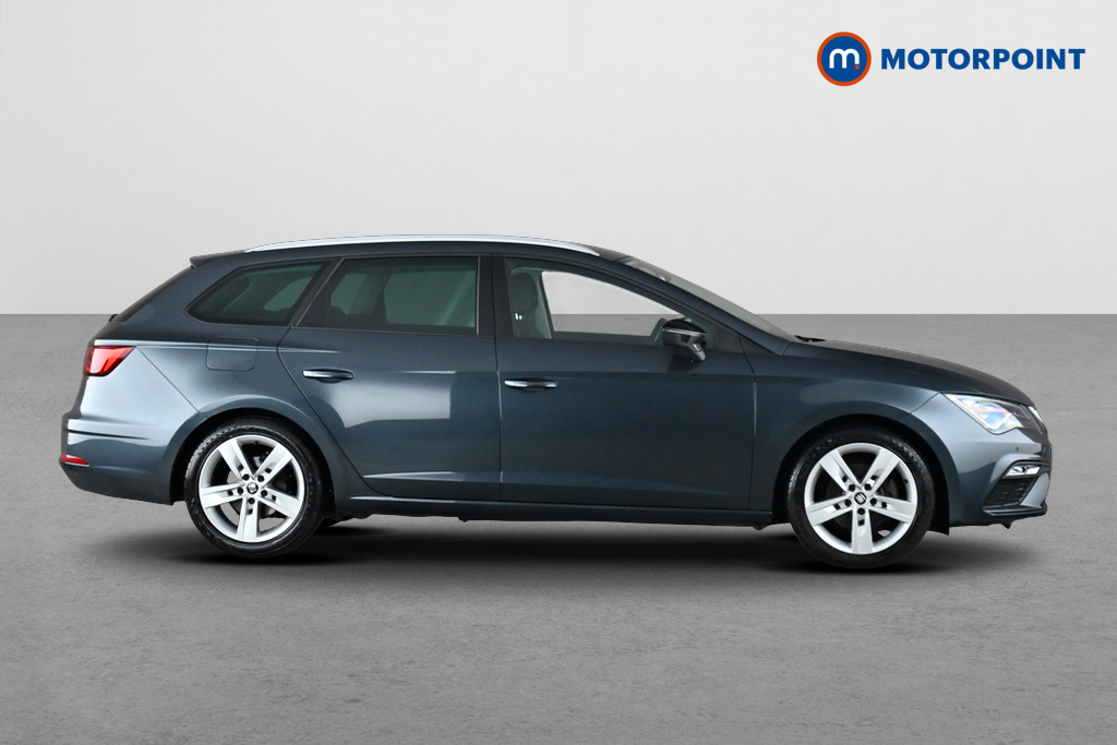Seat Leon FR Manual Diesel Estate - Stock Number (1675667) - Passenger side