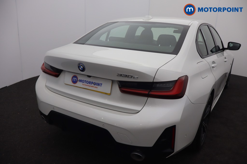BMW 3 Series M Sport Automatic Petrol Plug-In Hybrid Saloon - Stock Number (1675797) - 2nd supplementary image