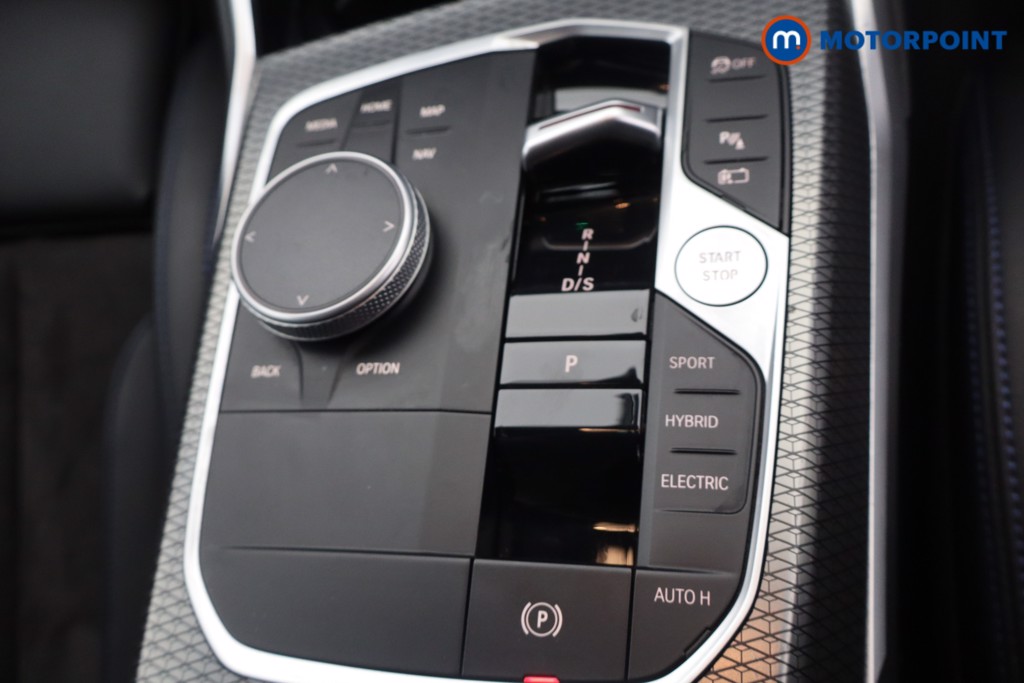 BMW 3 Series M Sport Automatic Petrol Plug-In Hybrid Saloon - Stock Number (1675797) - 19th supplementary image