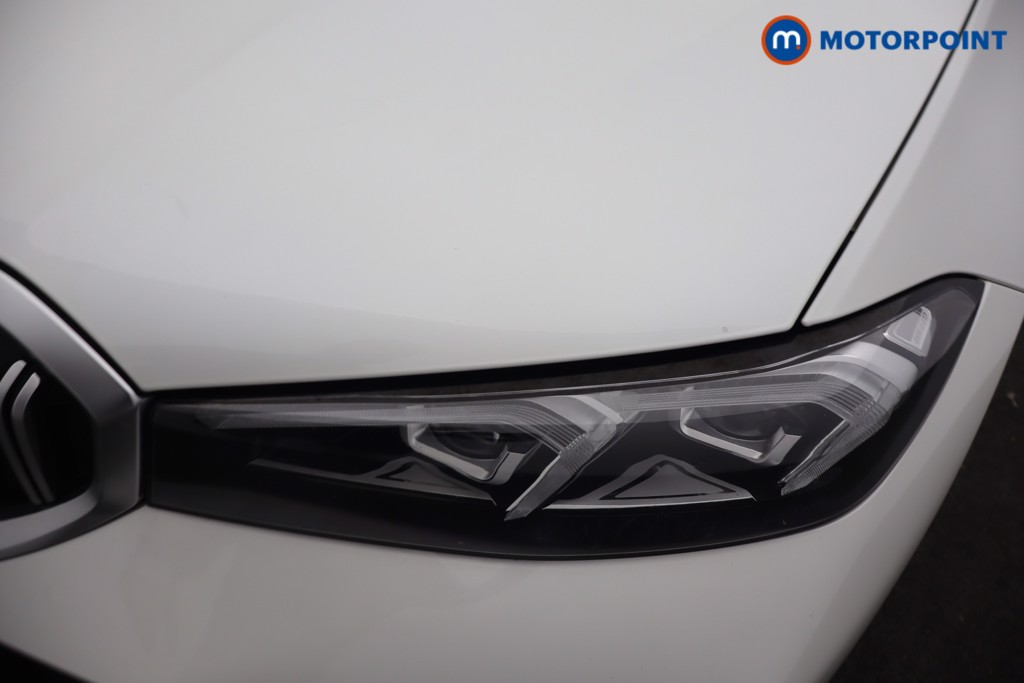BMW 3 Series M Sport Automatic Petrol Plug-In Hybrid Saloon - Stock Number (1675797) - 27th supplementary image
