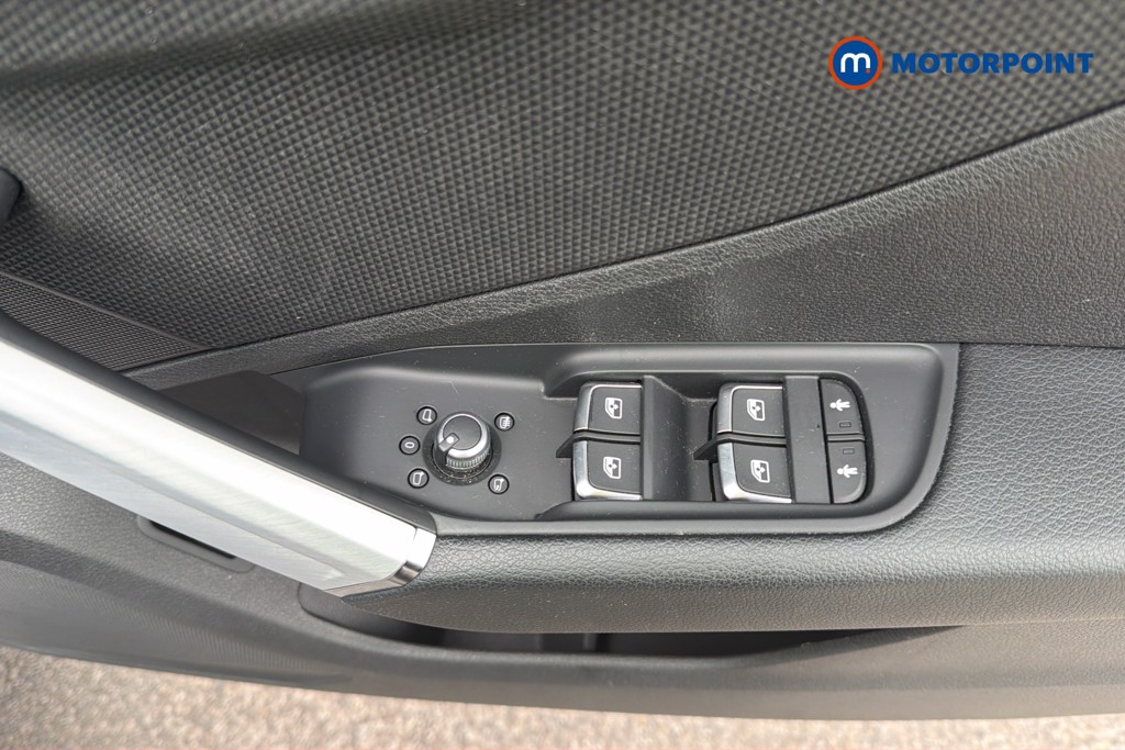 Audi Q2 S Line Automatic Petrol SUV - Stock Number (1676772) - 5th supplementary image