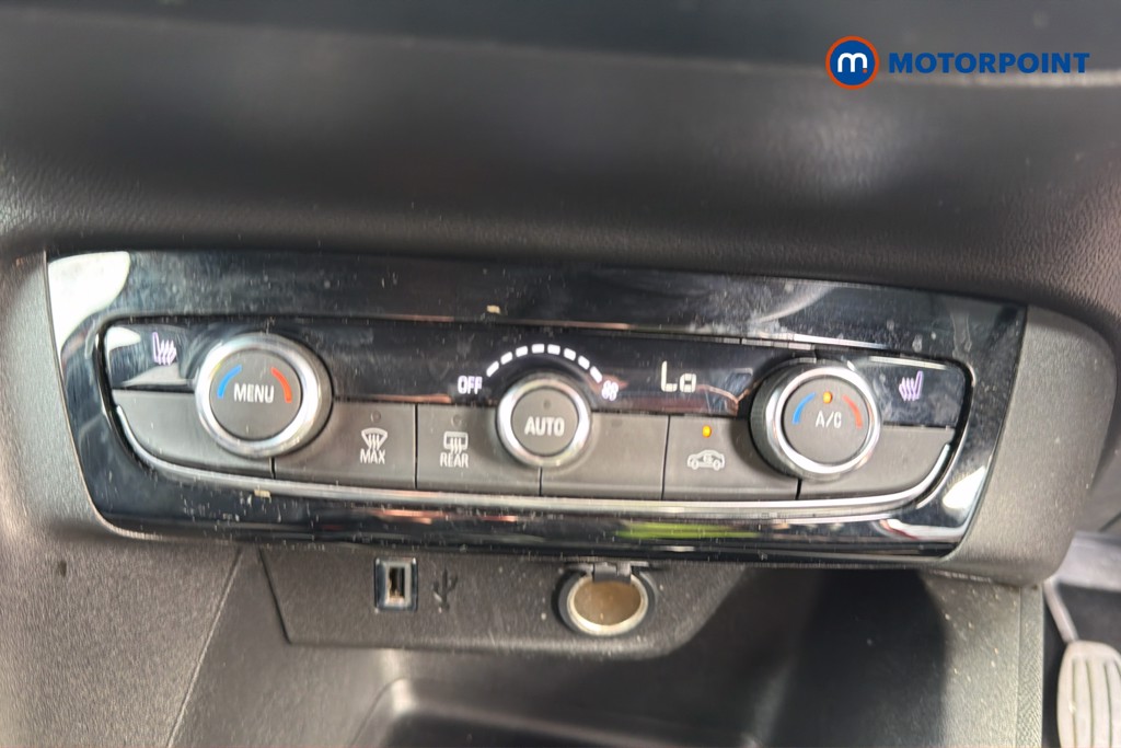 Vauxhall Corsa Elite Nav Premium Manual Petrol Hatchback - Stock Number (1677112) - 12th supplementary image