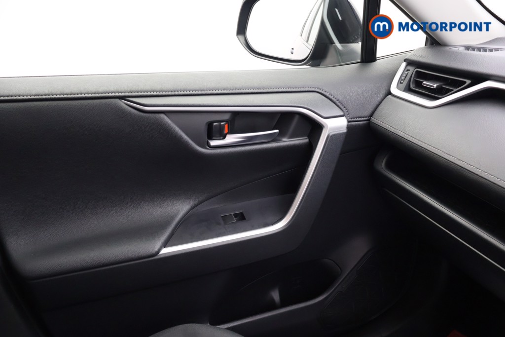 Toyota Rav4 Design Automatic Petrol-Electric Hybrid SUV - Stock Number (1677268) - 11th supplementary image