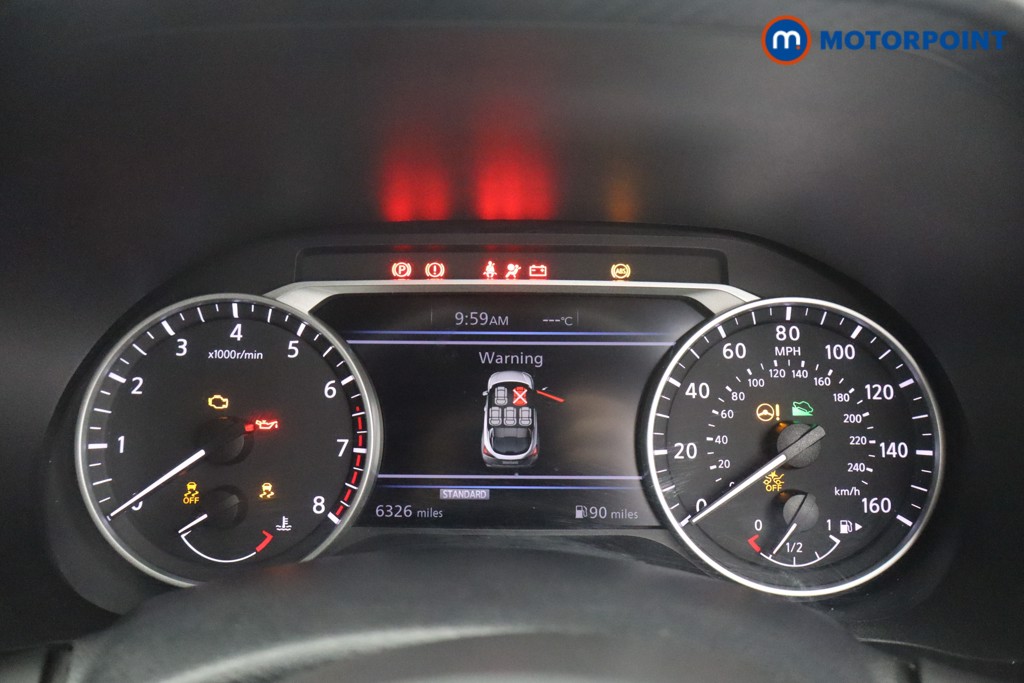 Nissan Juke N-Connecta Manual Petrol SUV - Stock Number (1677476) - 16th supplementary image