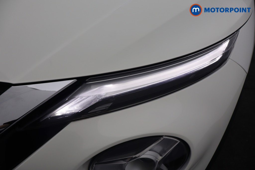Nissan Juke N-Connecta Manual Petrol SUV - Stock Number (1677476) - 24th supplementary image