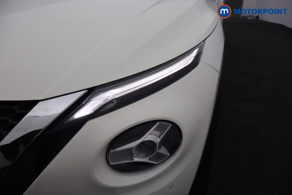 Nissan Juke N-Connecta Manual Petrol SUV - Stock Number (1677476) - 25th supplementary image