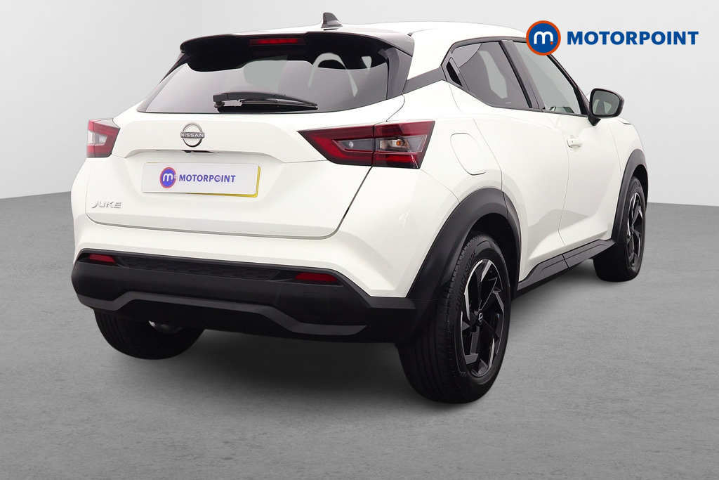 Nissan Juke N-Connecta Manual Petrol SUV - Stock Number (1677476) - Drivers side rear corner