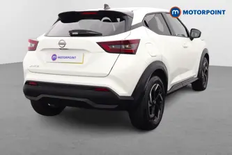 Nissan Juke N-Connecta Manual Petrol SUV - Stock Number (1677476) - Drivers side rear corner
