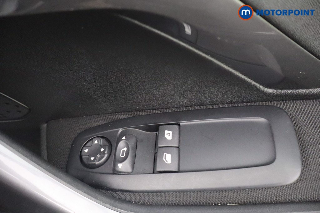 Peugeot 2008 Active Manual Petrol SUV - Stock Number (1677505) - 9th supplementary image