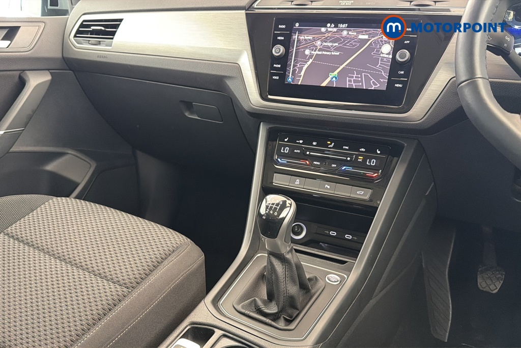 Volkswagen Touran Match Manual Petrol People Carrier - Stock Number (1677534) - 15th supplementary image