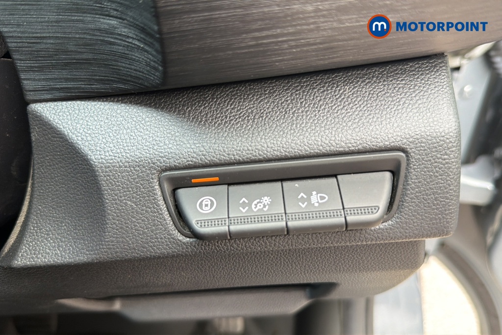 Renault Trafic Extra Sport Manual Diesel Panel Van - Stock Number (1677740) - 11th supplementary image